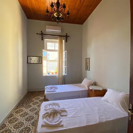 Shared House , Private With Garden Villa Chania (Crete)